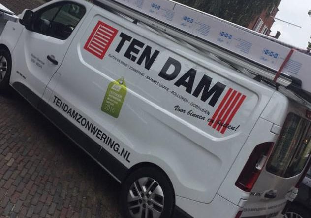 bus ten dam